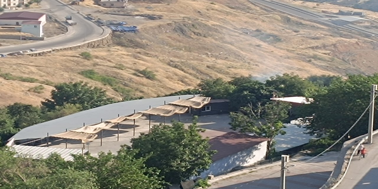 Şırnak'ta Bahçe Yangını Paniğe Neden Oldu