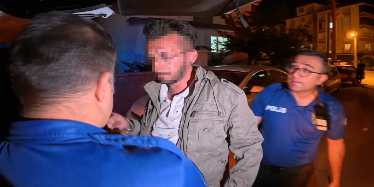 Aracı yakmak istedi, olay yerini gözlemlerken böyle yakalandı