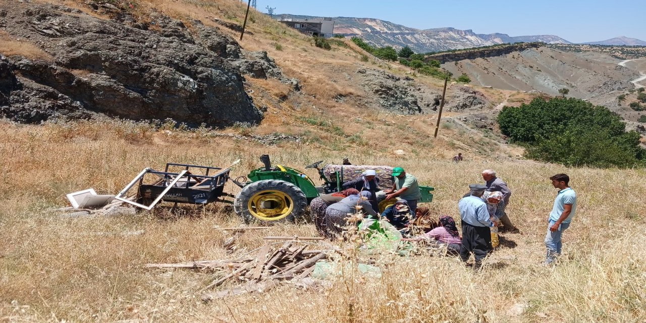 Virajı alamayan traktör takla attı: 1 ölü