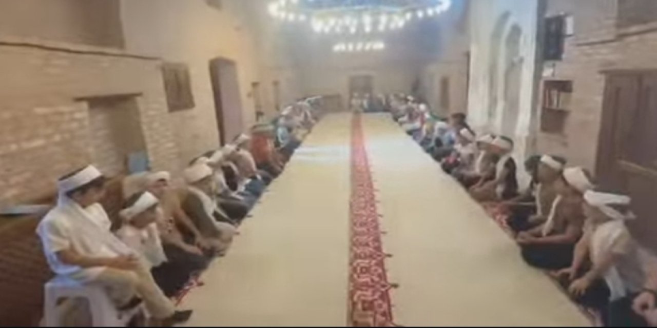 Cizre Kırmızı Medrese'de "Yaz Okulu" Eğitimleri Yoğun Katılımla Sürüyor