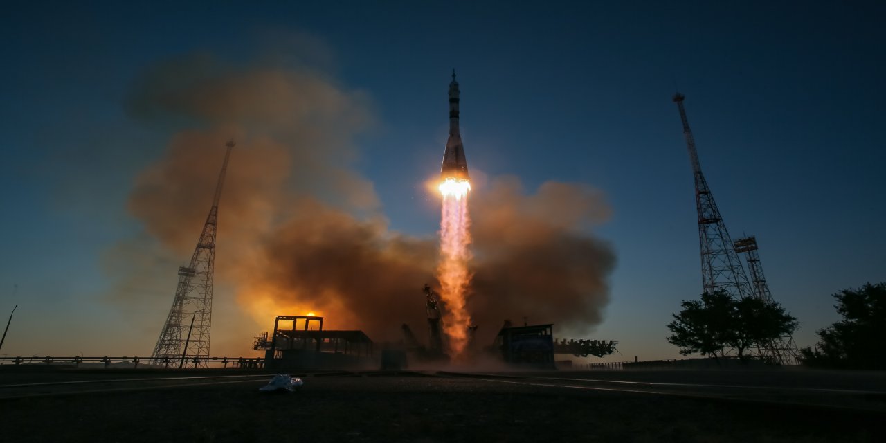Soyuz uzay aracı ile Uluslararası Uzay İstasyonu’na bir astronot ve iki kozmonot gönderildi