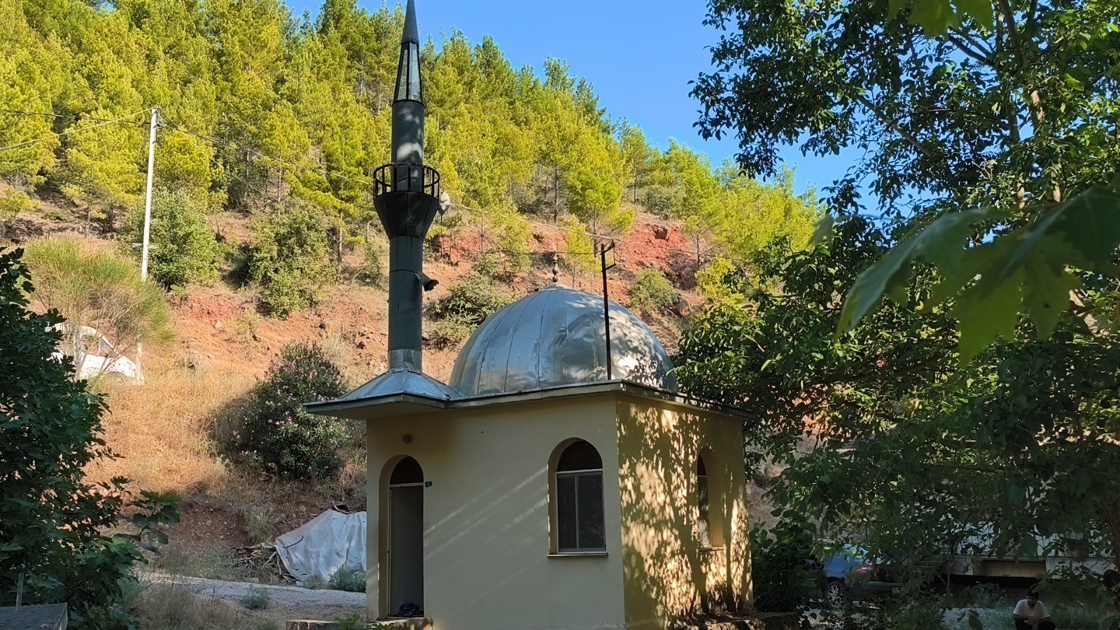 9 metrekarelik cami dikkat çekiyor