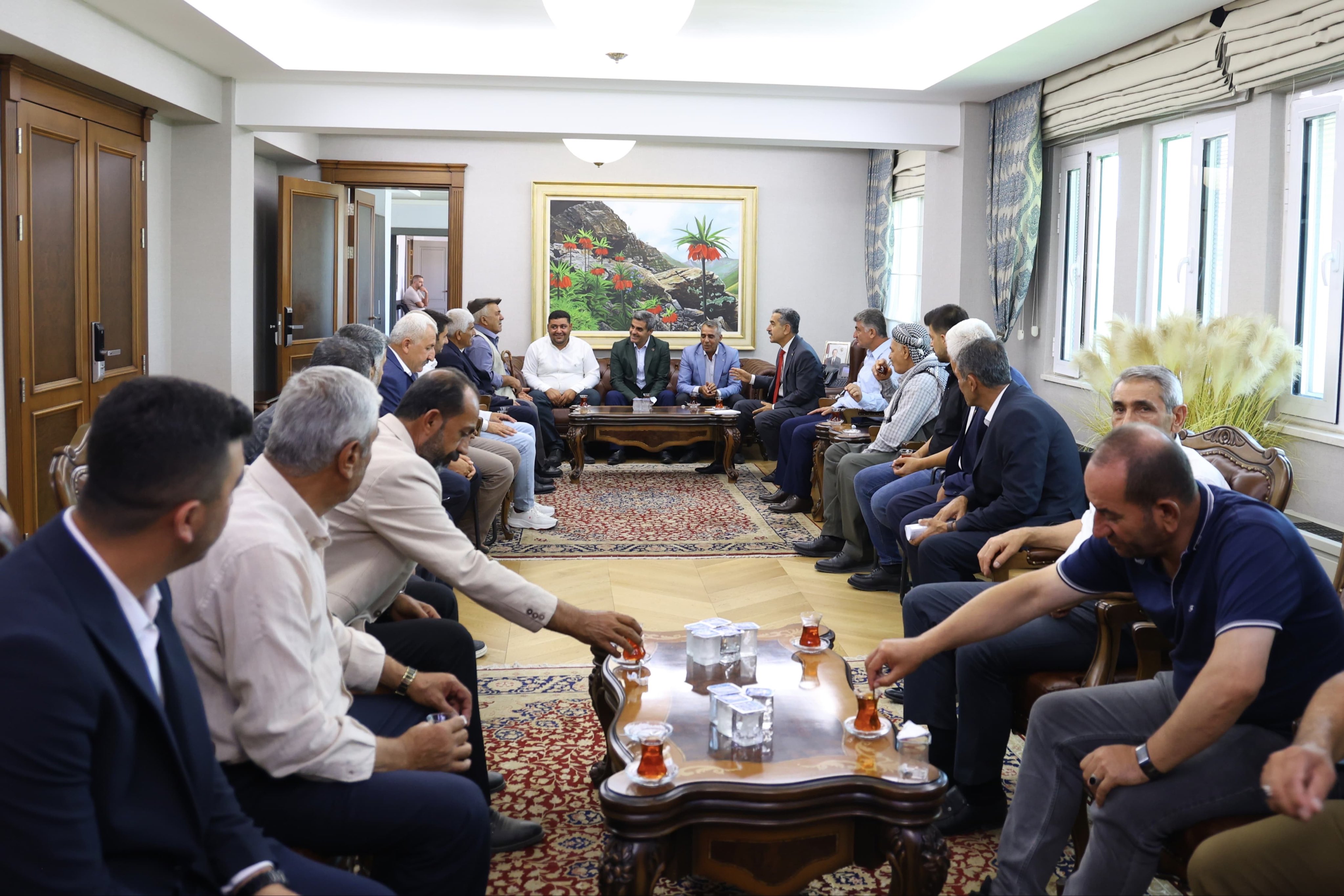 Vali Birol Ekici, Şırnaklı Mahalle Muhtarlarıyla Bir Araya Geldi