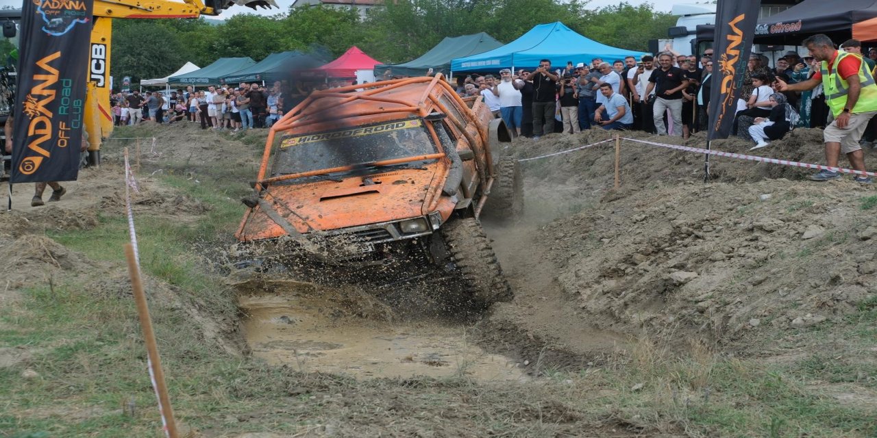 Çamur ve adrenalin Yenice'de buluştu: Off-Road tutkunları nefes kesti