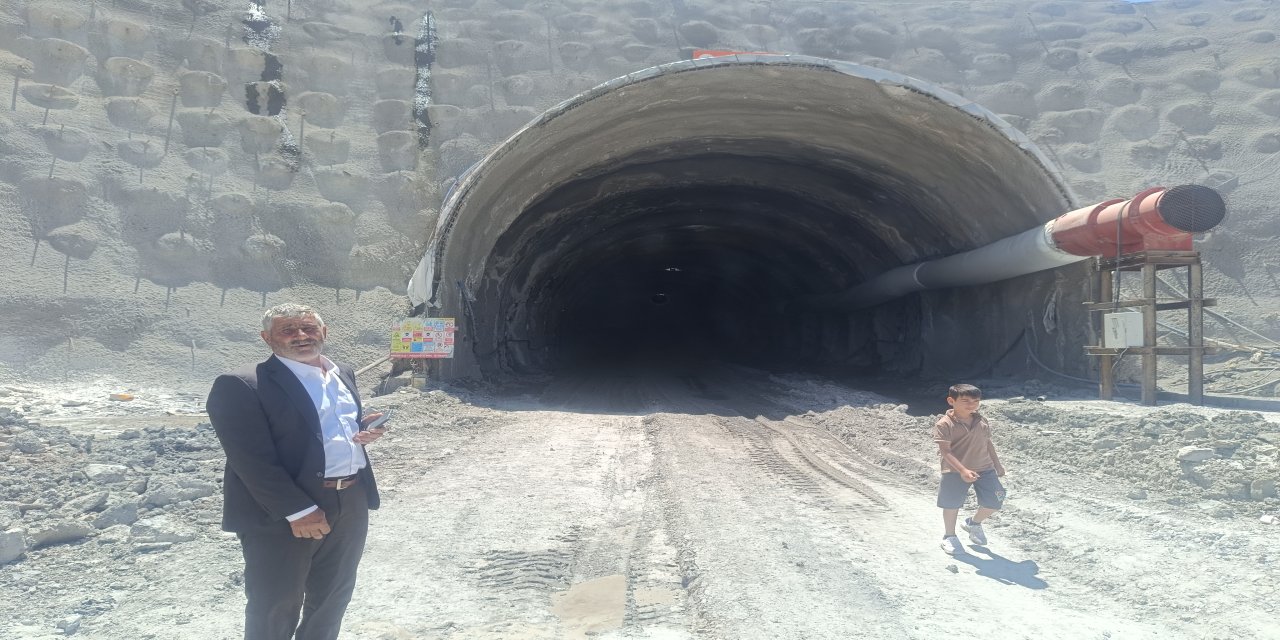 Şırnak-Van Yolunda Son Durum Yerinde Görüldü: Vatandaşlar Çalışmaların Hızlanmasını İstiyor
