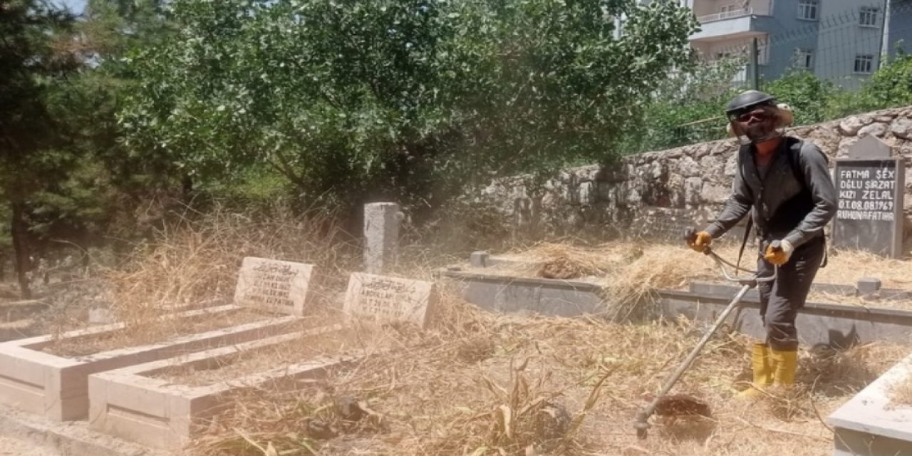 Şırnak Belediyesi'nin Mezarlık Çalışmaları Vatandaşlardan Tam Not Aldı