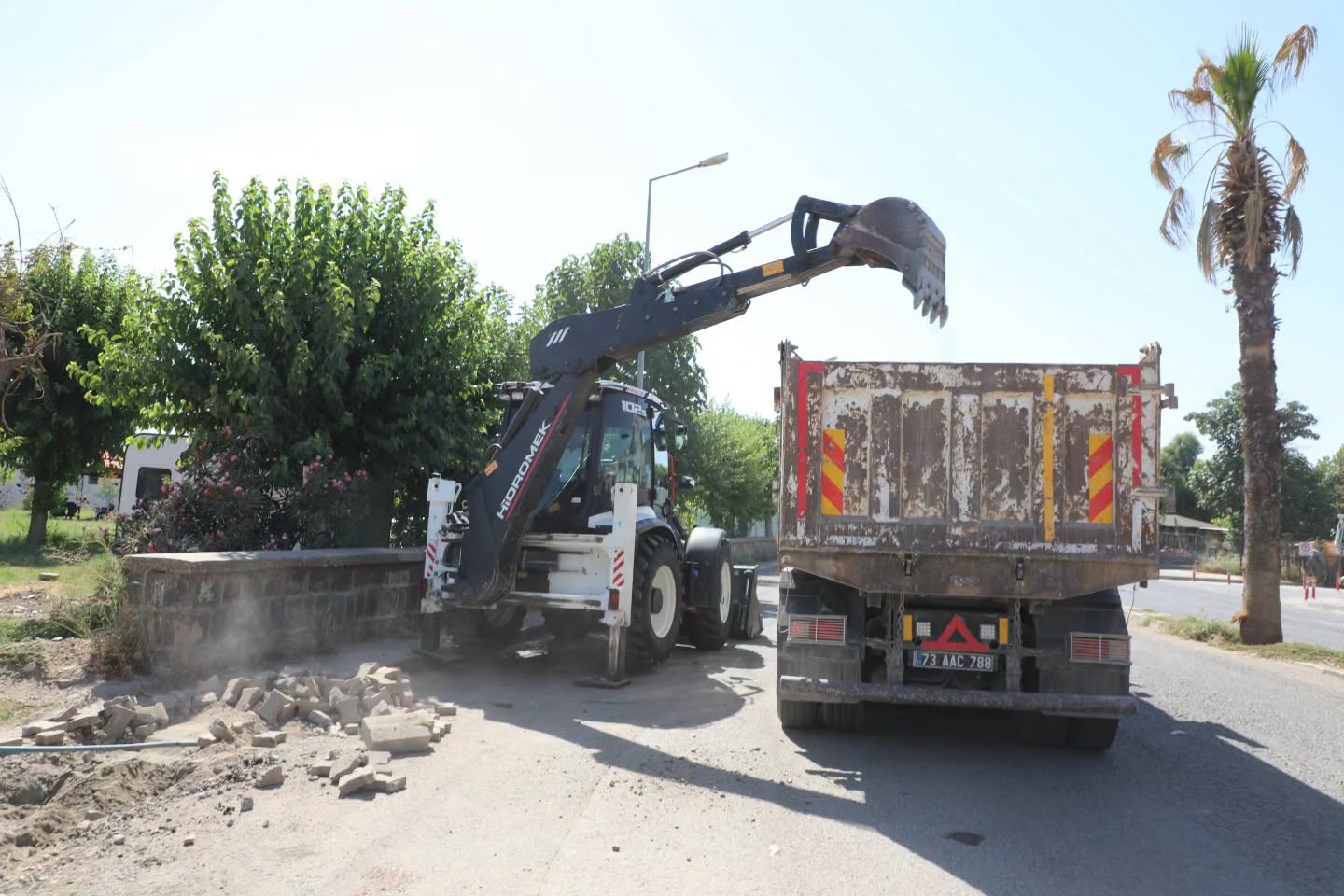 Cizre’de İmam Hatip Caddesi’ne "Sağlıklaştırma" Dokunuşu