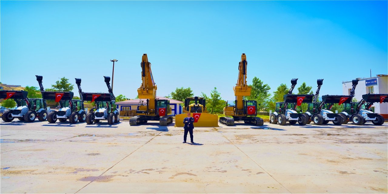 Şırnak'ta İş Makinesi Filosu Büyüdü