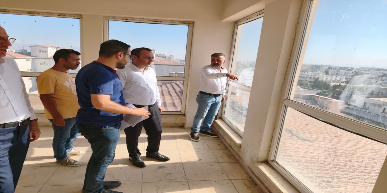 Silopi'de Okullar Yenileniyor! Kaymakam Çağlar Partal Yerinde İnceledi