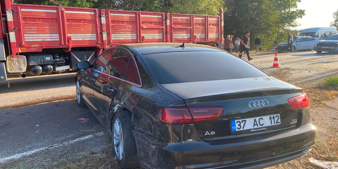 Kastamonu'da iki otomobil çarpıştı: 2 yaralı