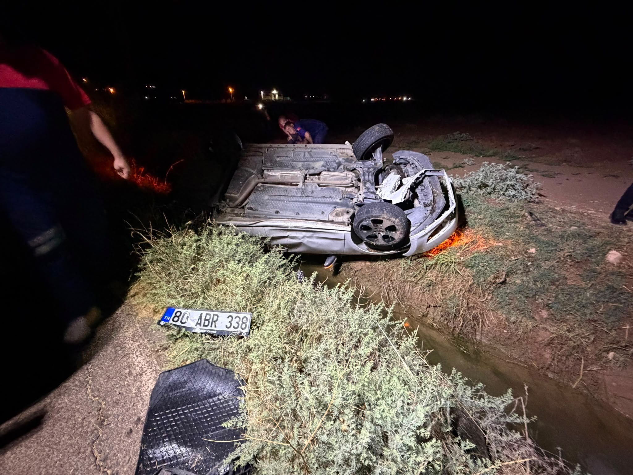 Mardin'de otomobil takla attı: 3 yaralı