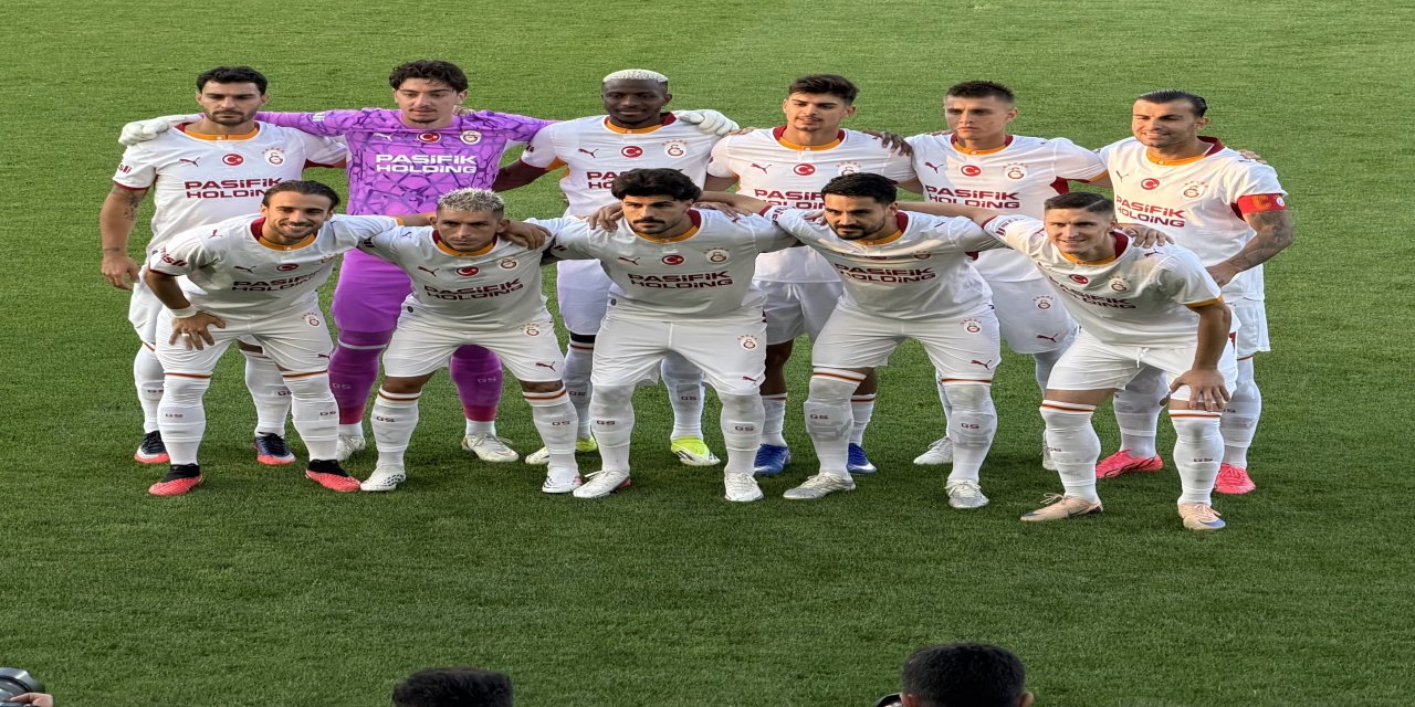 Hazırlık maçında  Galatasaray, Venezia'ya 3-0 yenildi.