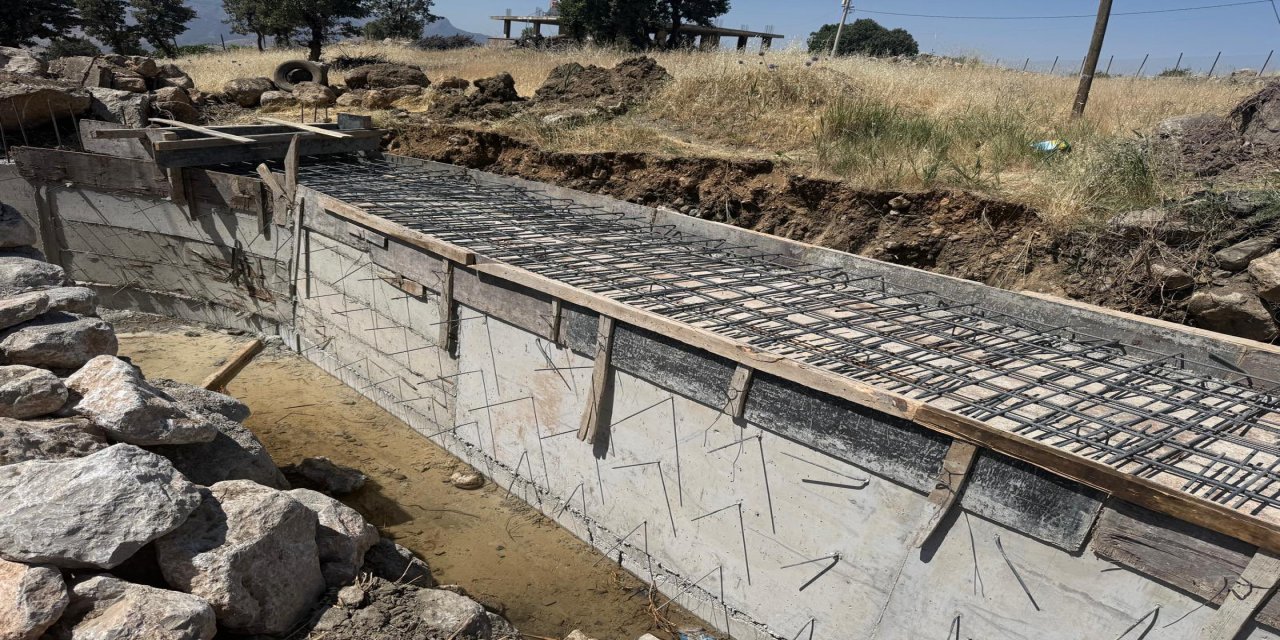 Şırnak'ta Tümen Afet Konutları Bağlantı Yolunda Çalışmalar Sürüyor