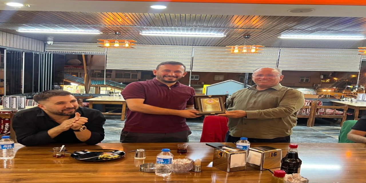 Silopi'de görev yapan veteriner hekime plaketli veda