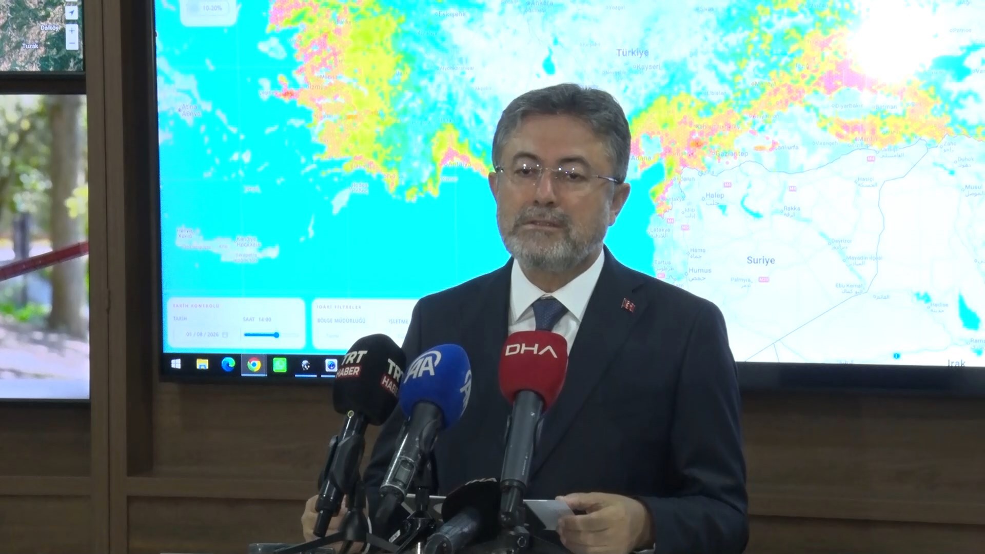 Bakan Yumaklı: "Son 3 günde 260 yangına müdahale ettik, 258’i kontrol altına aldık"