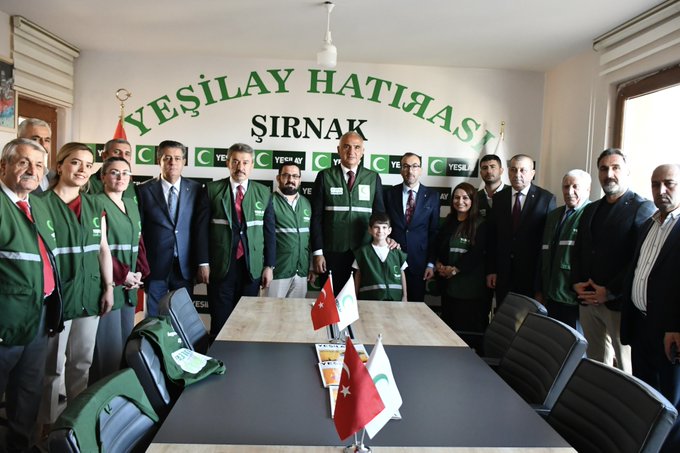 Bakan Ersoy’dan Yeşilay Şırnak Şubesine Ziyaret