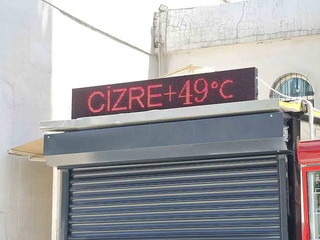 Hava Sıcaklığının 55 Dereceye ulaştığı Cizre’de Vatandaşlardan “İndirimli Elektrik” Talebi