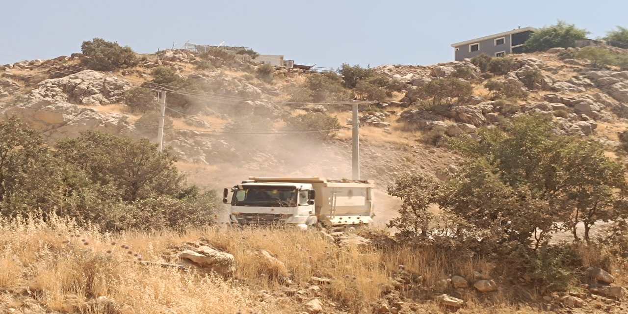 Şırnak’ta Toz Kabusu! Siirt ve Van Yoluna Bağlantı Sağlayan Çevre Yolunda Vatandaşlar İsyan Etti
