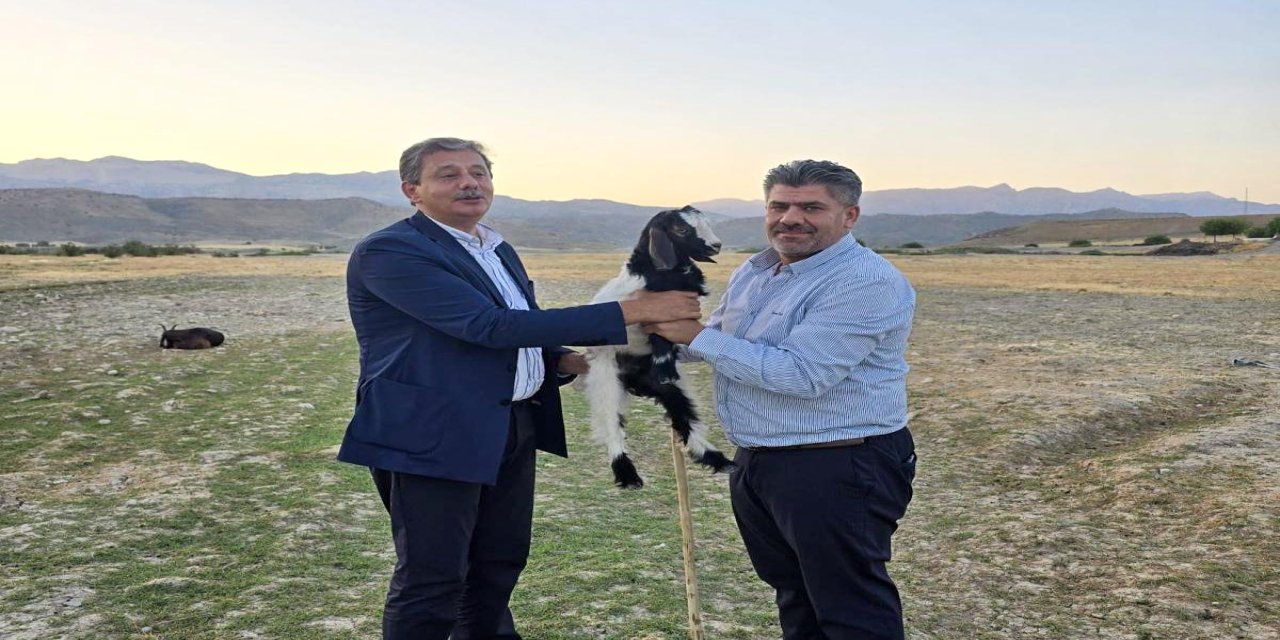 Anahtar Parti heyeti Şırnak'ta tarım ve hayvancılık sorunlarını dinledi