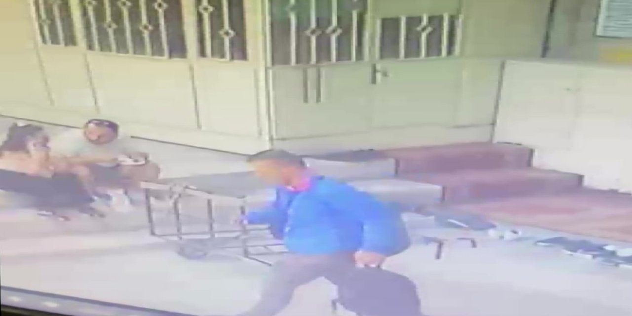 Namaz kıldığı camide çantası çalındı
