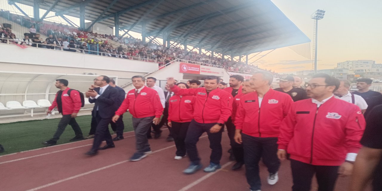 Selçuk Bayraktar Şırnak’ta: TEKNOFEST Alanında Yoğun İlgi