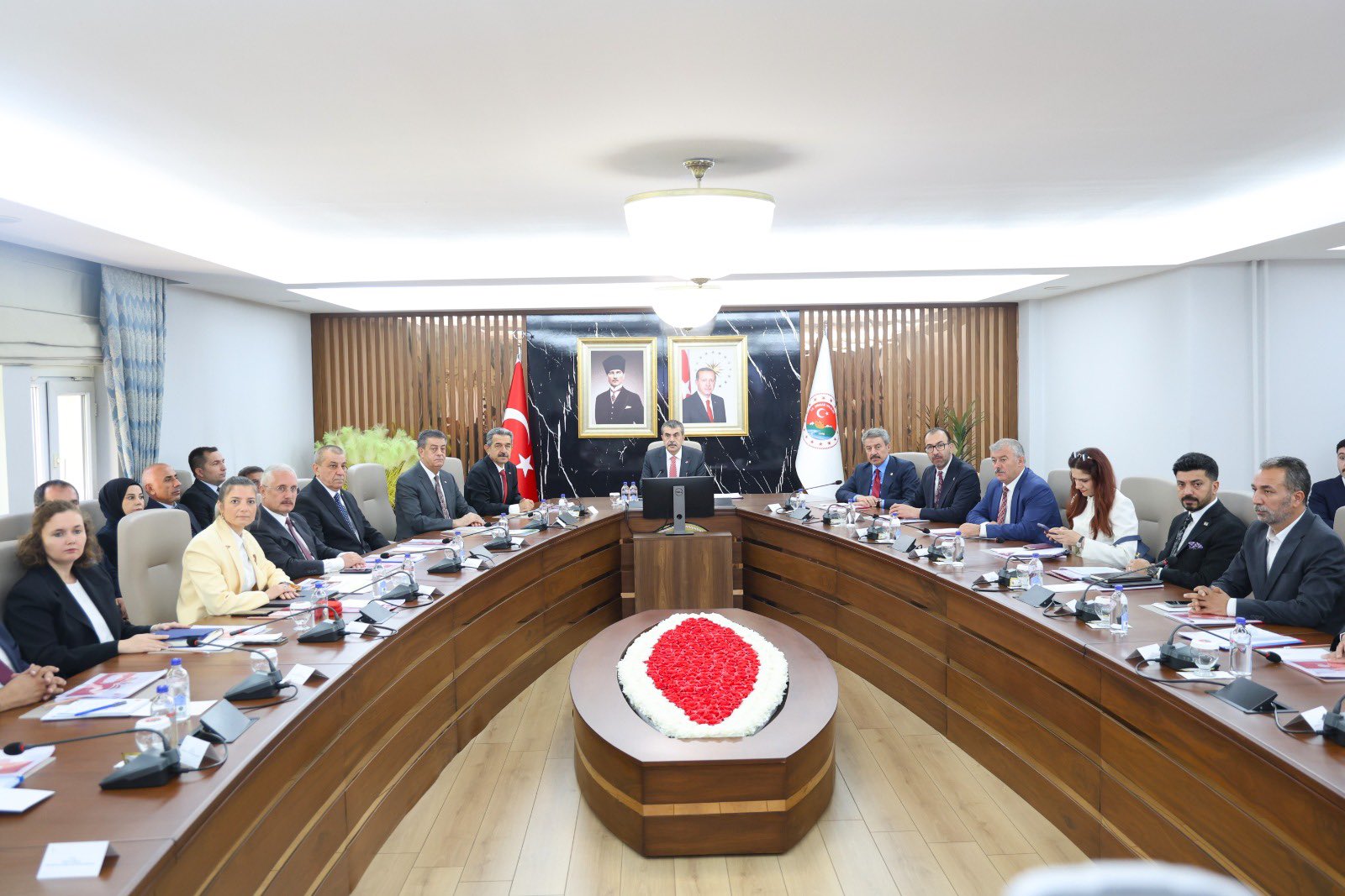 Şırnak’ta Bakan Tekin Başkanlığında "İl Eğitim Değerlendirme Toplantısı" Gerçekleştirildi