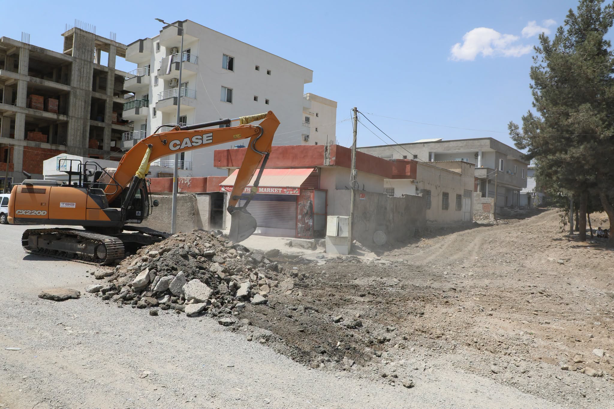 Cizre’de Deniz Caddesi Baştan Sona Yenileniyor