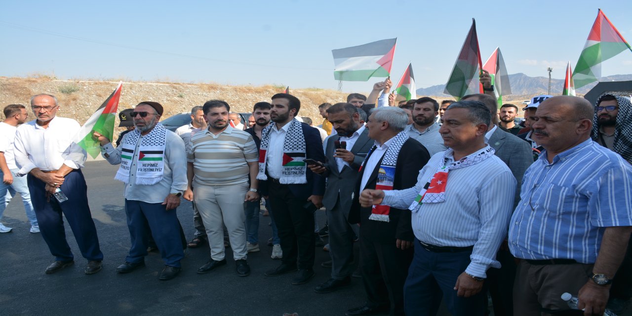 Şırnak Şehri Nuh Platformu’ndan Habur’da Filistin Konvoyu açıklaması
