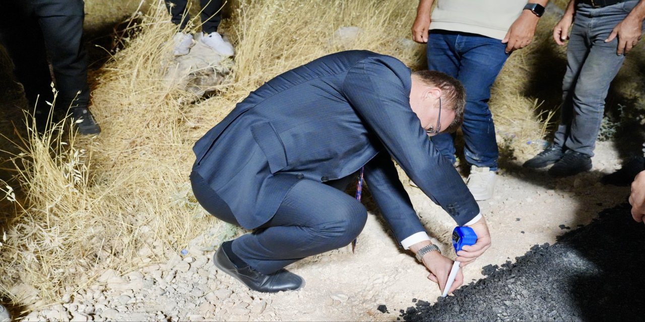 Metreyle Ölçtü, Direksiyona Geçti! Şırnak’ta Gece Yarısı Hummalı Yol Mesaisi