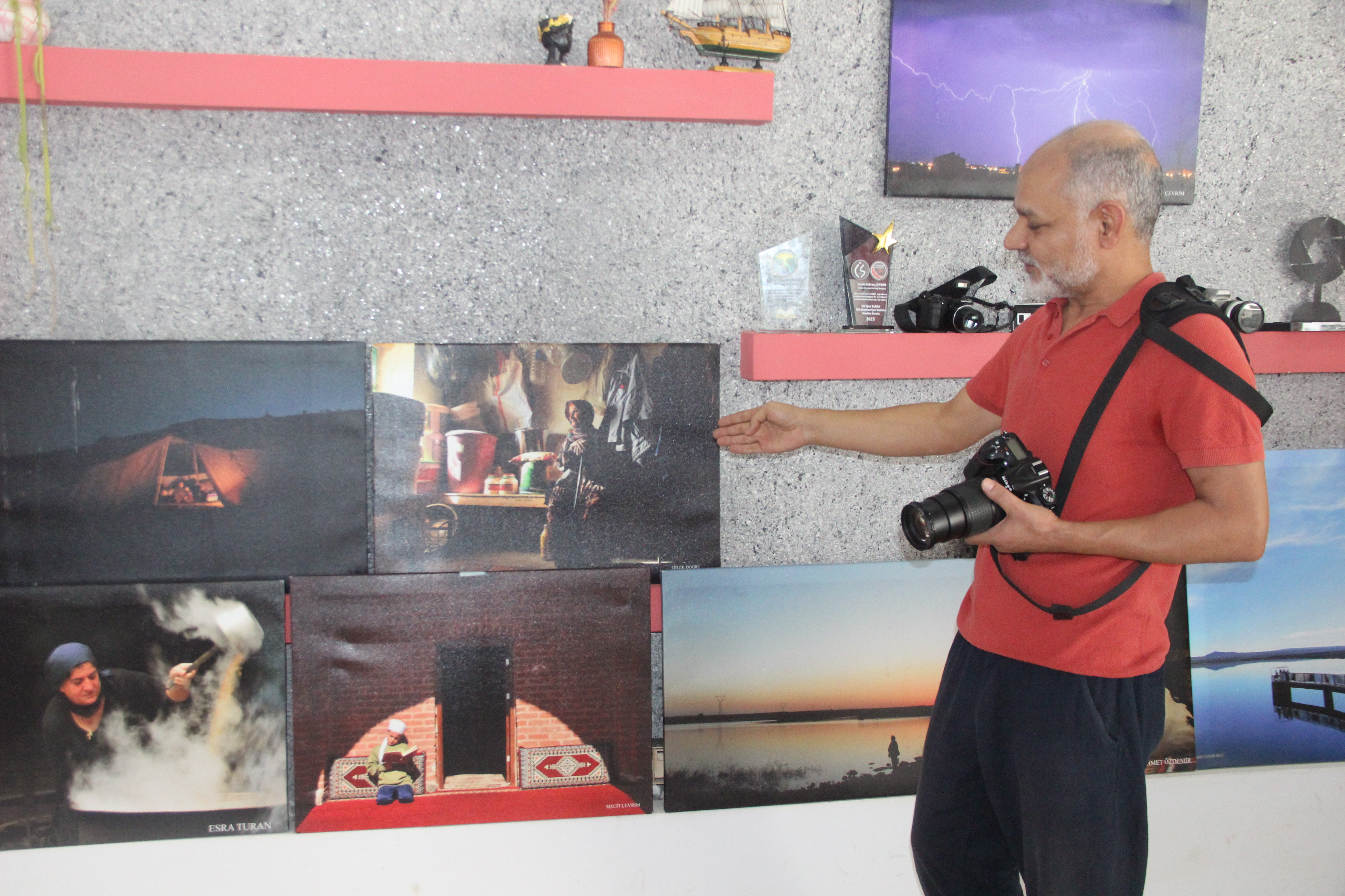Şırnaklı Sanatçı Çevrim: "Mobil Teknolojiler Gençlerin Fotoğraf Merakını Tetikledi"