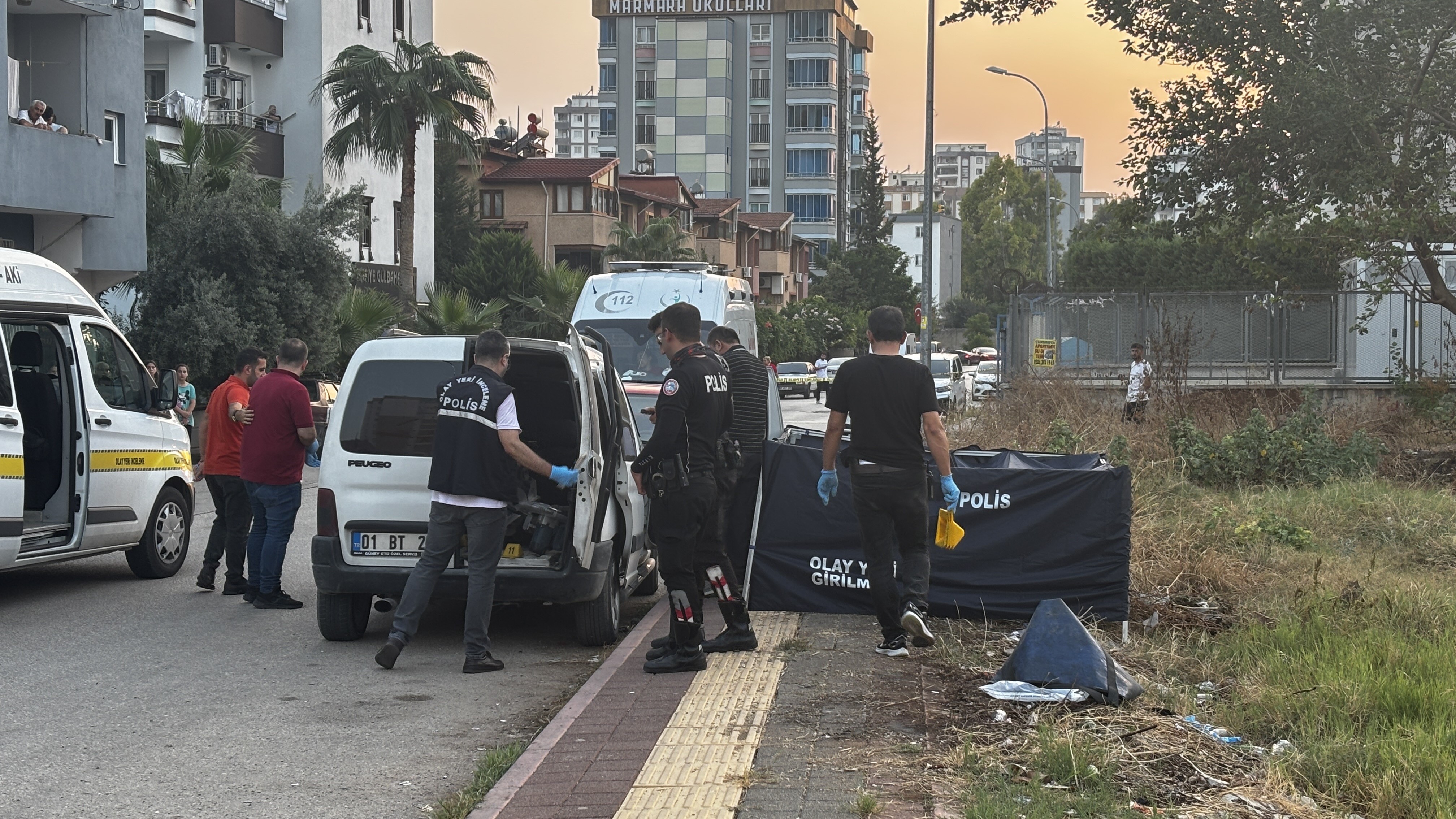Alacak verecek kavgasında Baba ve oğlu öldürüldü
