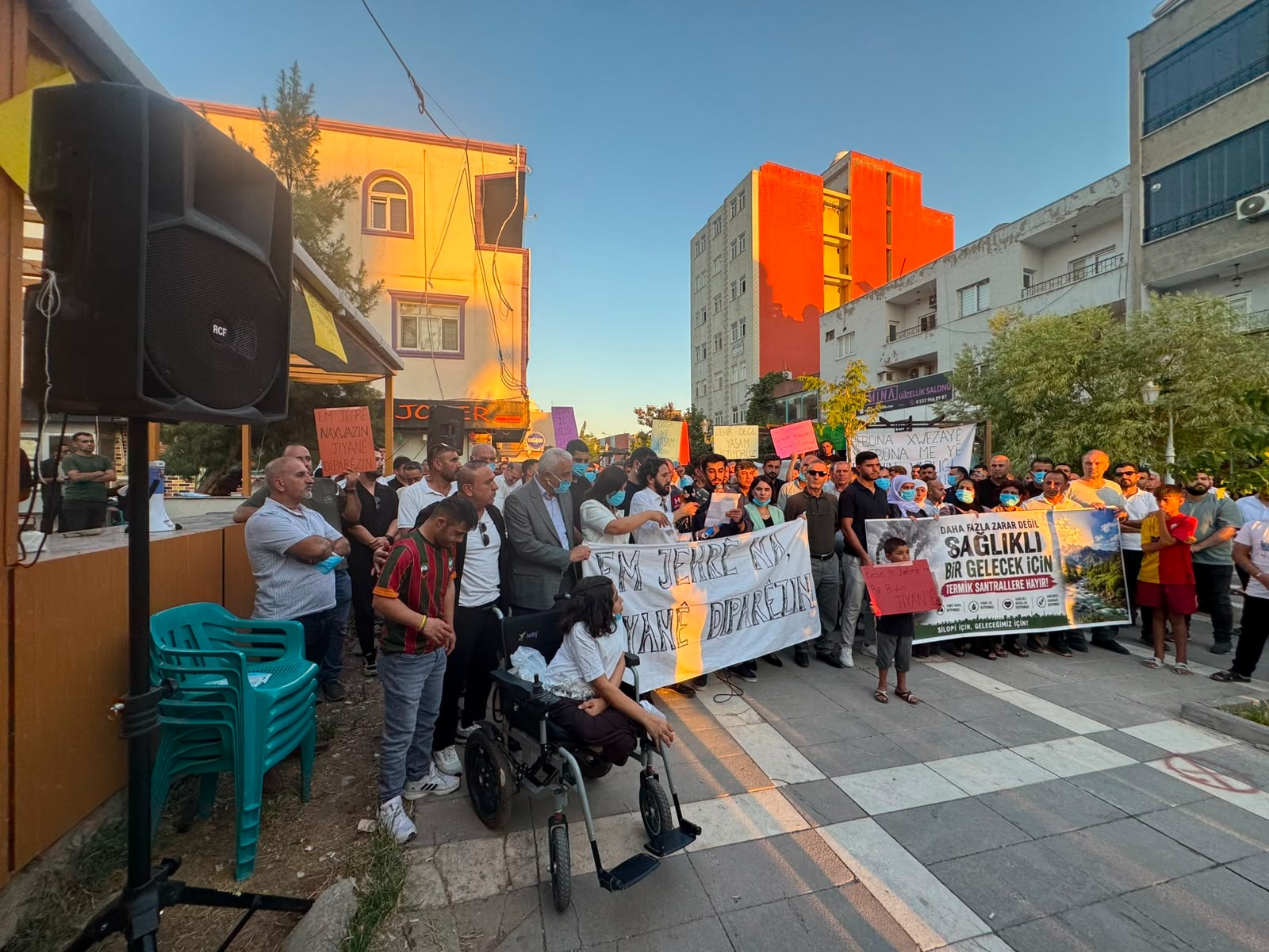 Silopi’de Cudi’nin eteğinde Termik Santral Protestosu, Oksijen Yerine Zehir Soluyoruz