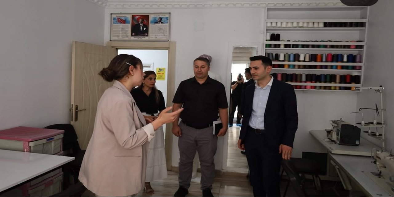 Uludere ADEM’de El Emeği Çalışmalara Yakın İlgi