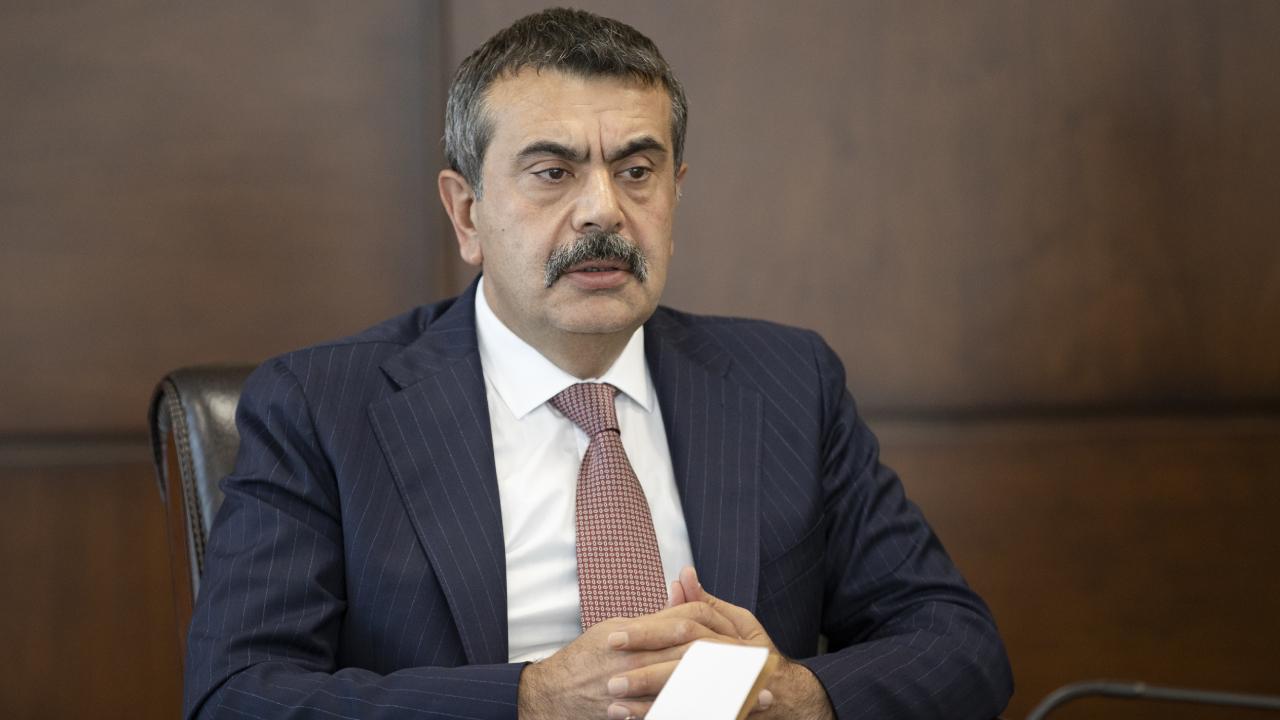 Bakan Tekin’den Öğretmenlere Müjde