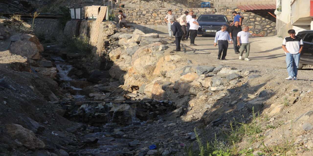 HÜDA PAR’lı Şahzade Demir’den Şırnak’ta Felaket Uyarısı: "Taşdelen Köyü Acilen Taşınmalı!"