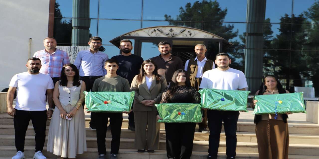 Silopi’de YKS Başarısı Gösteren Öğrenciler Ödüllendirildi