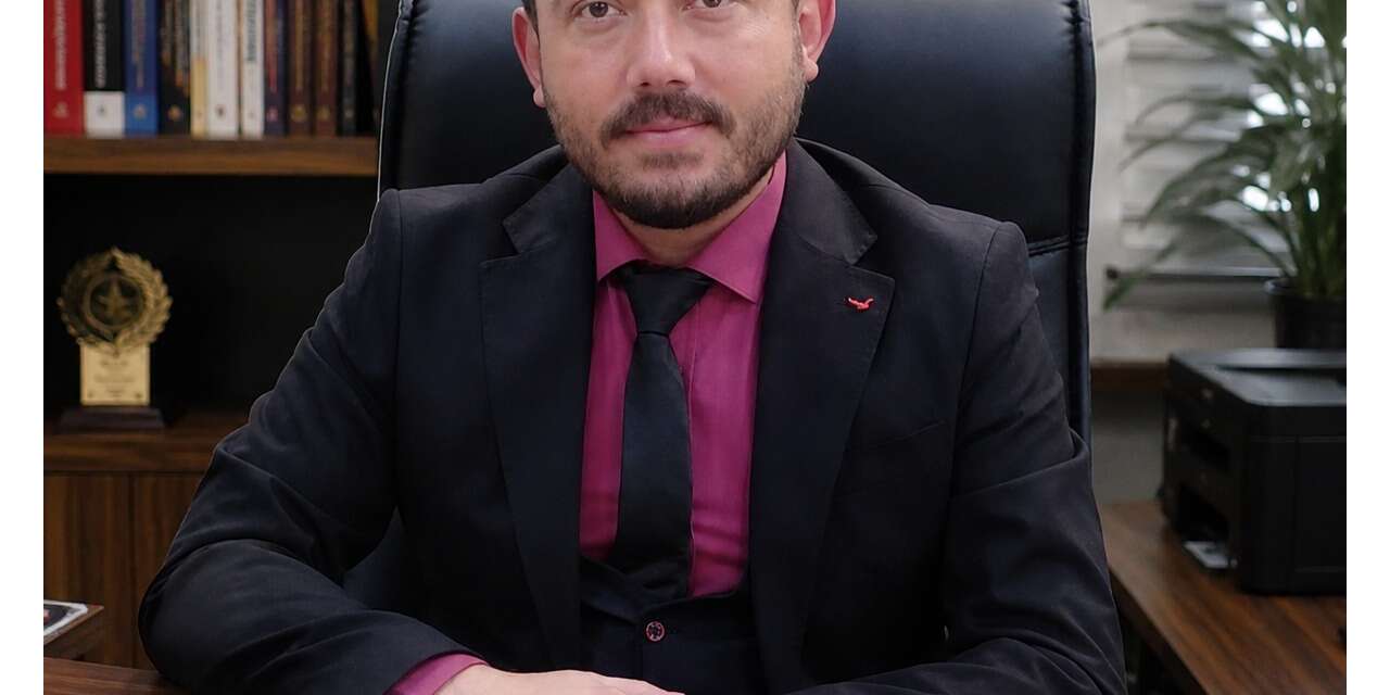 Şırnak’ın 16 Yıllık Akademisyeni Rektörlüğe Talip