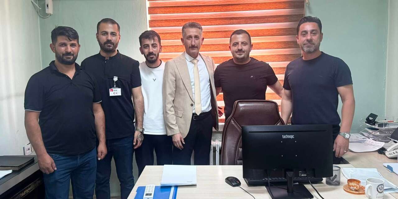 Başkan Yardımcı, "Sağlık Emekçilerinin Hakları İçin Sahada Olmaya Devam Edeceğiz"