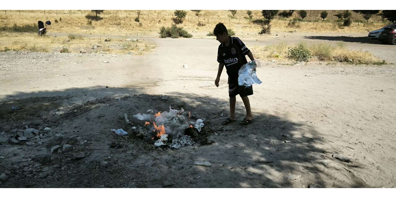 Çocuklardan Örnek Davranış:  Şırnak’ta Çevre Temizliği