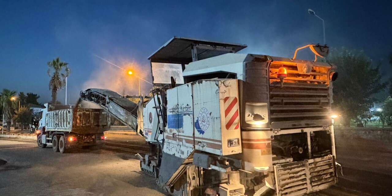 Cizre’de 3 Dev Cadde Asfaltlama Çalışmalarıyla Yenileniyor