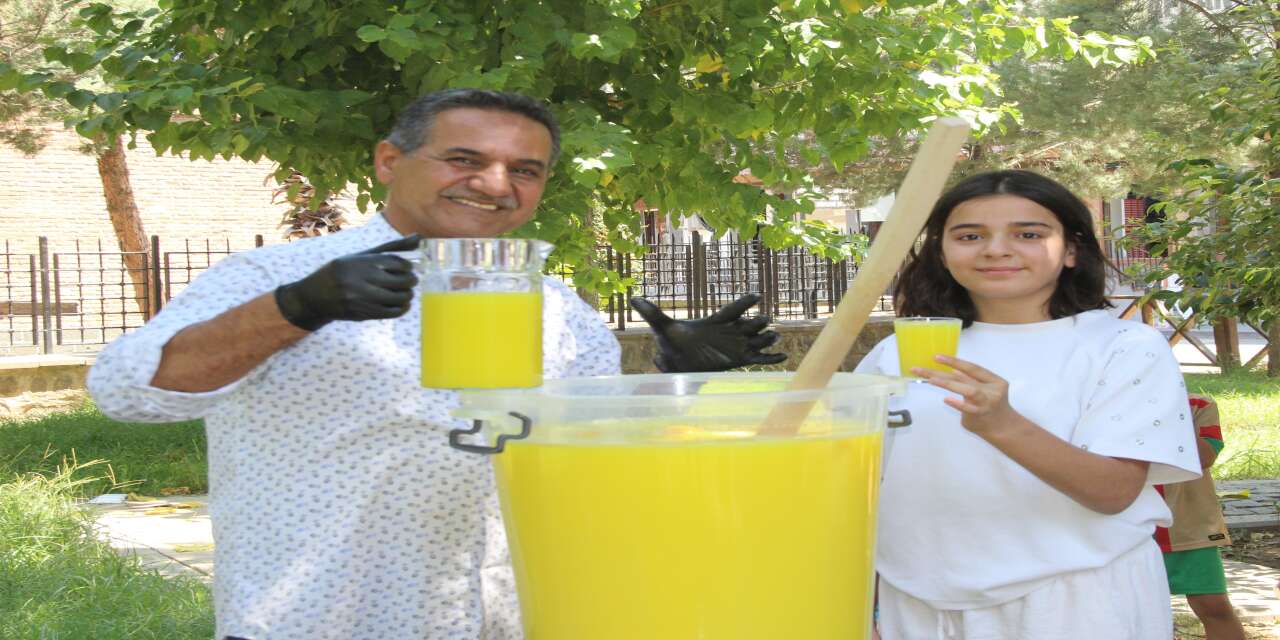 50 Derece Sıcakta Ferahlatan Tescilli İçecek Cizre Limonatası