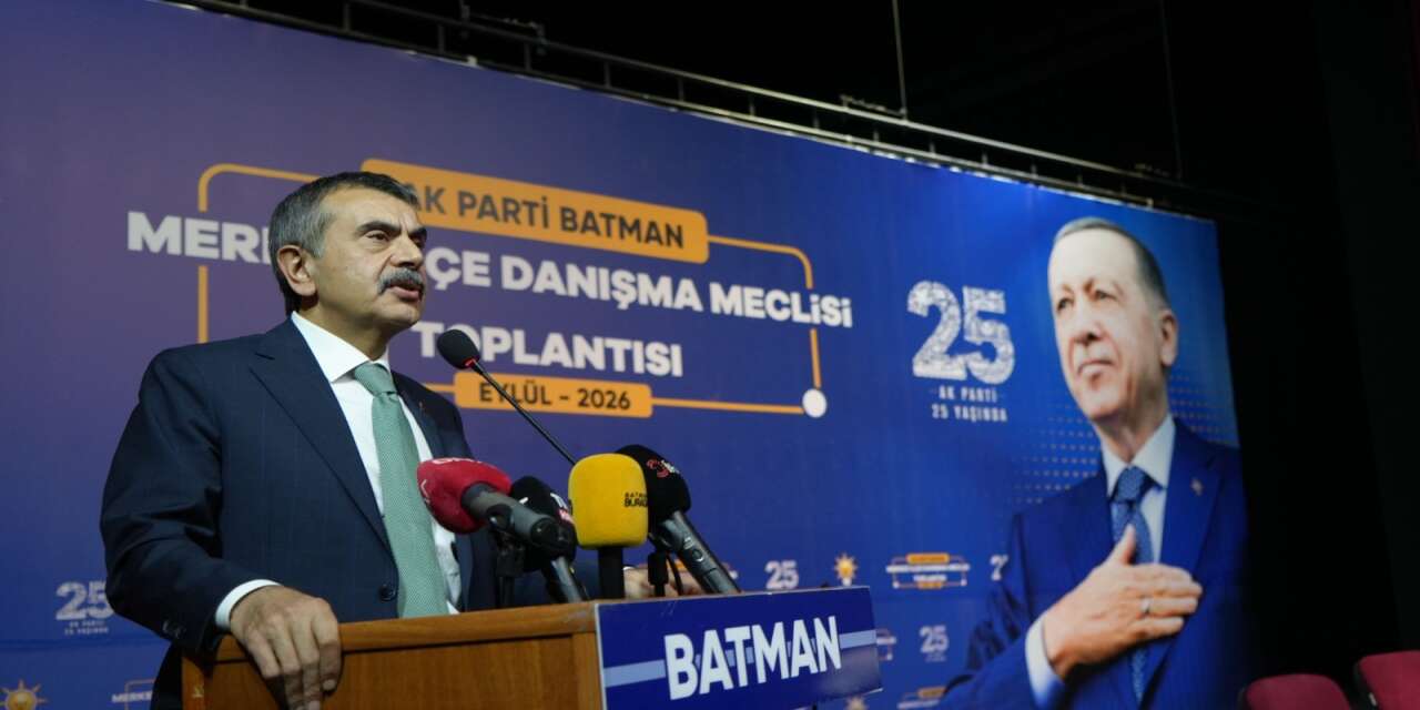 Bakan Tekin Batman'da Konuştu: "Bu süreç sabote edilirse sorunun çözümü konusunda karamsar olurum"