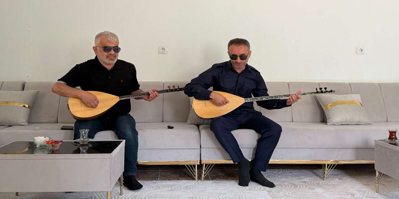 Mayında Gözlerini Kaybetti, Sazıyla Karanlığı Yendi! Uludere’de İnanılmaz Mücadele