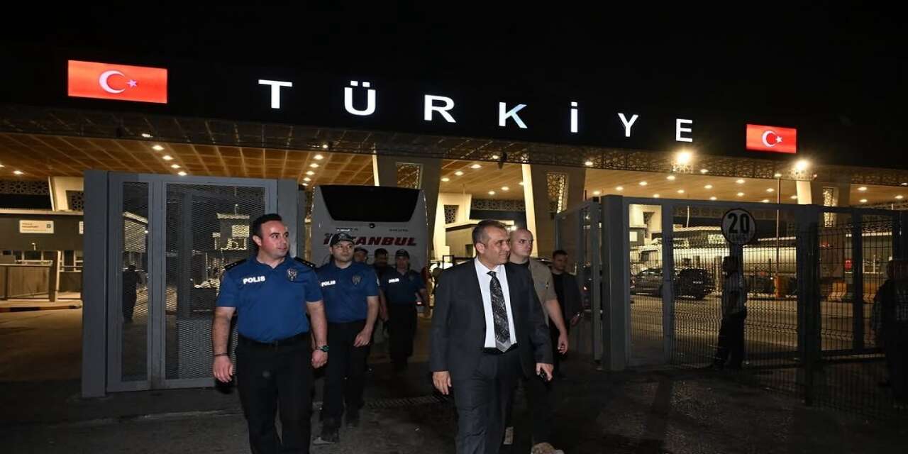 Şırnak Emniyet Müdürü Volkan Sazak’tan Habur’da Anlamlı Mesaj