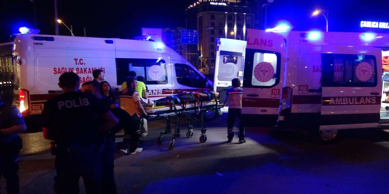 Malatya'da otomobille çarpışan araç ters döndü: 1'i çocuk 2 yaralı