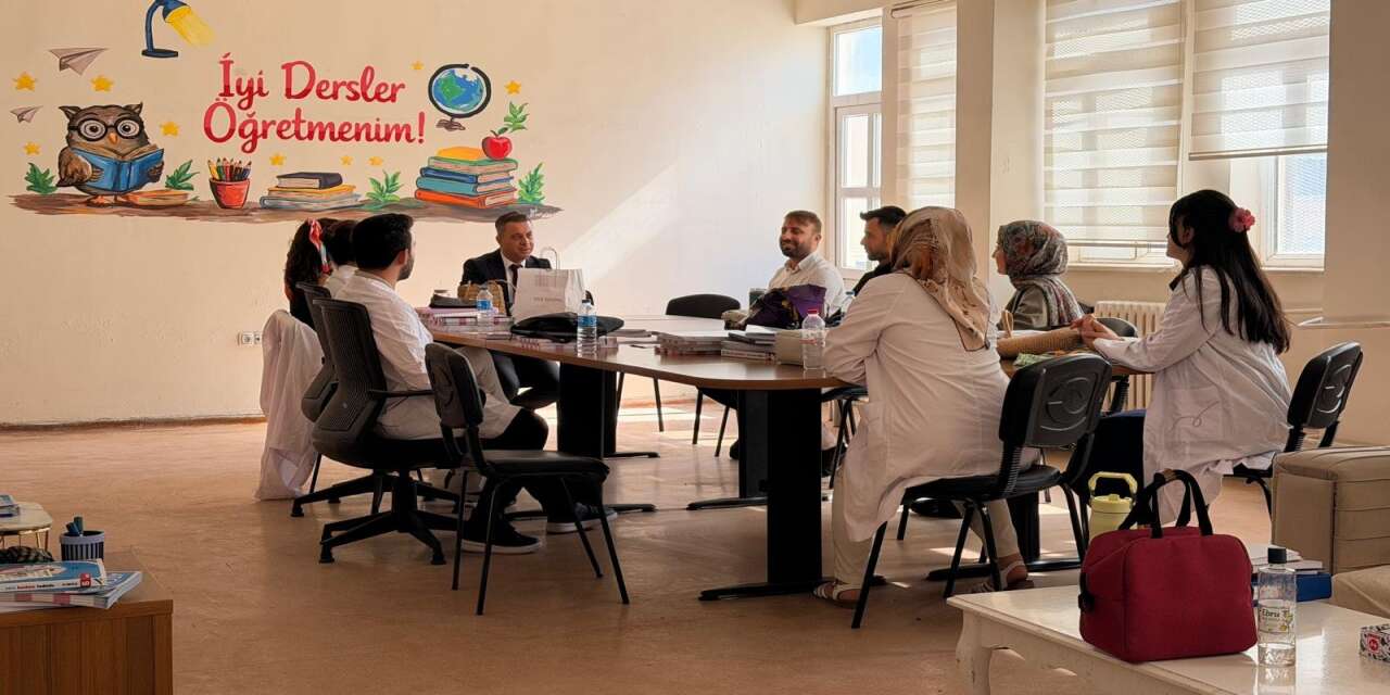 Şırnak’ta Okul Çalışmaları Masaya Yatırıldı