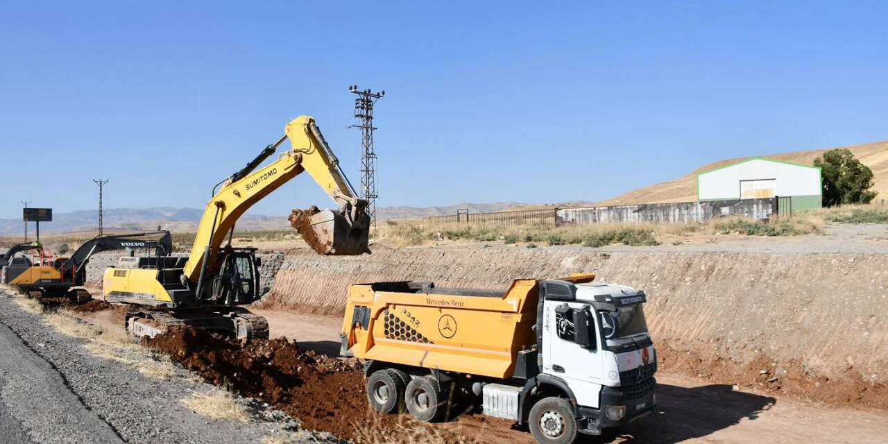 Milletvekili Tatar Cizre-Silopi Karayolunda İncelemede bulundu