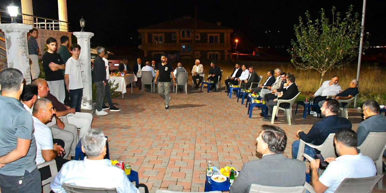 Vekil Tatar, Cizre’de Kuştepe ve Düzova’da Vatandaşlarla Buluştu