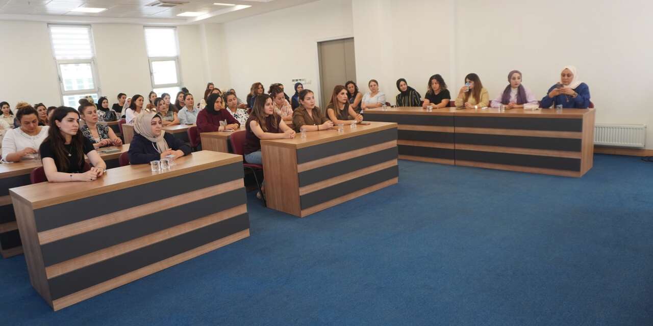 Cizre’de Kadın Meclisi ,"Kadın Kenti" Vizyonu İçin toplandı