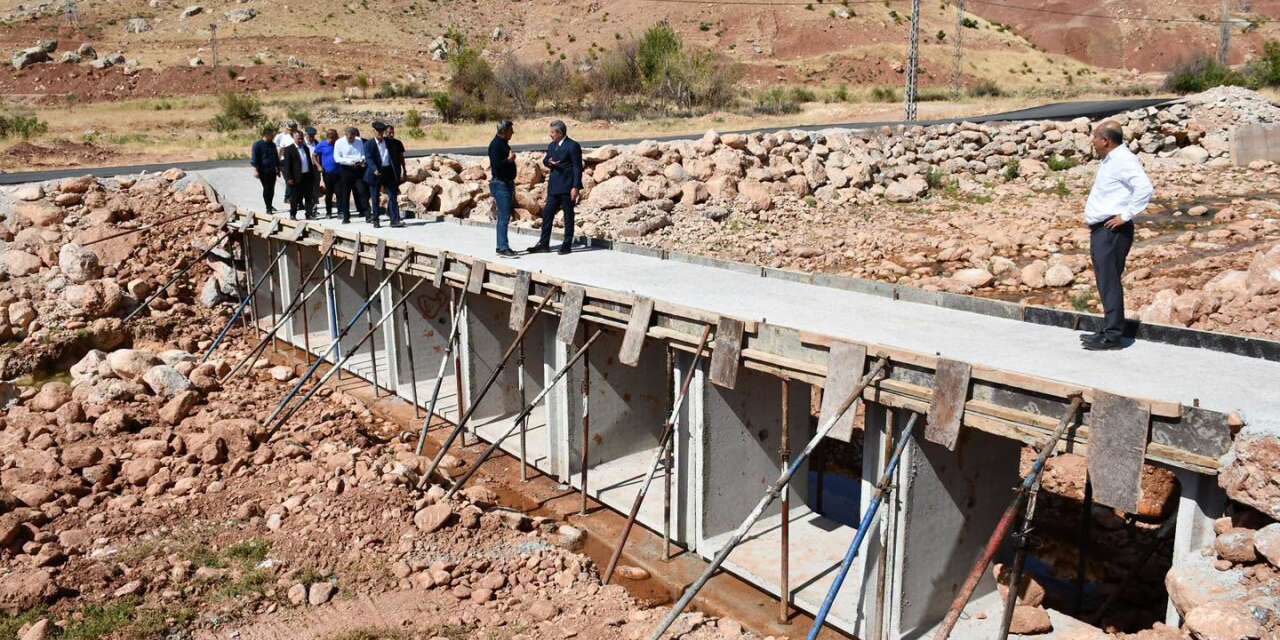 Şırnak Milletvekili Tatar, Selin Vurduğu Kasrik’te Dere Islahı Çalışmalarını İnceledi